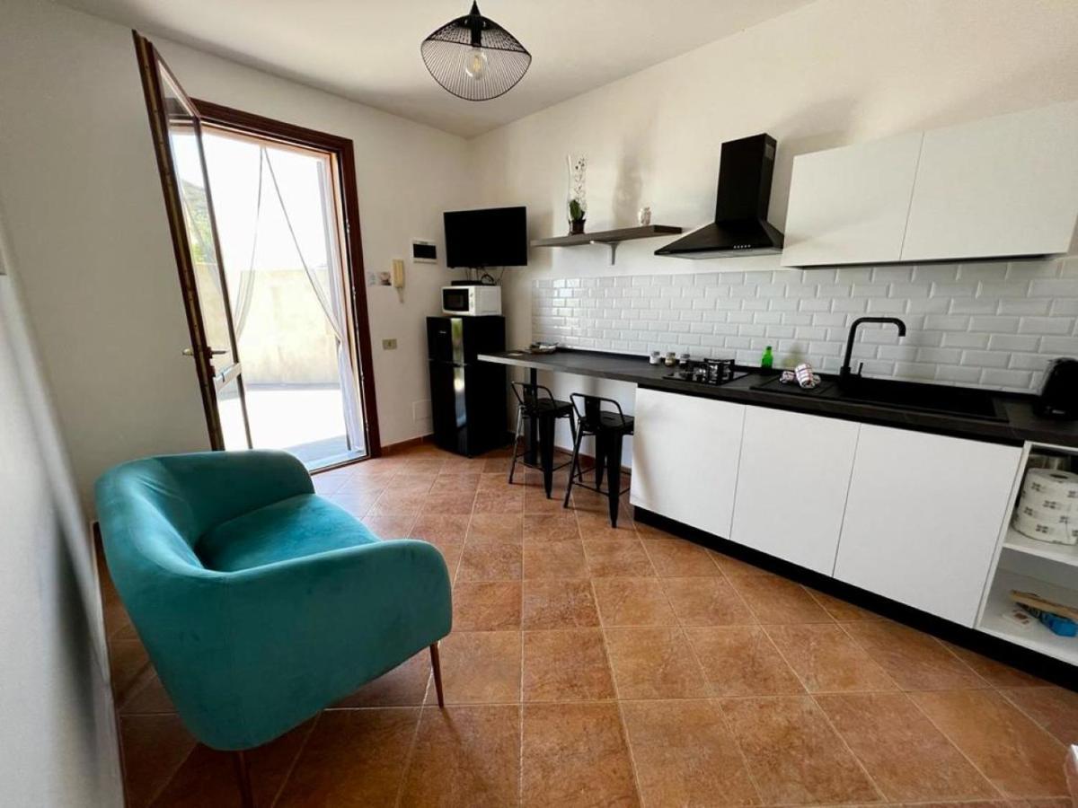 Pater Meus Suites Чефалу Екстериор снимка